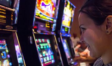 What were the top online slots for November 2017?