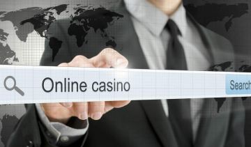 What type of casino bonuses can I claim when playing online slots?