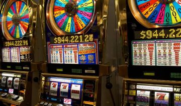 Why are slots games most favoured by casino players?
